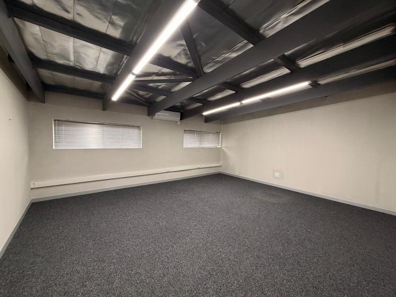 To Let Commercial Property for Rent in Mount Pleasant Eastern Cape